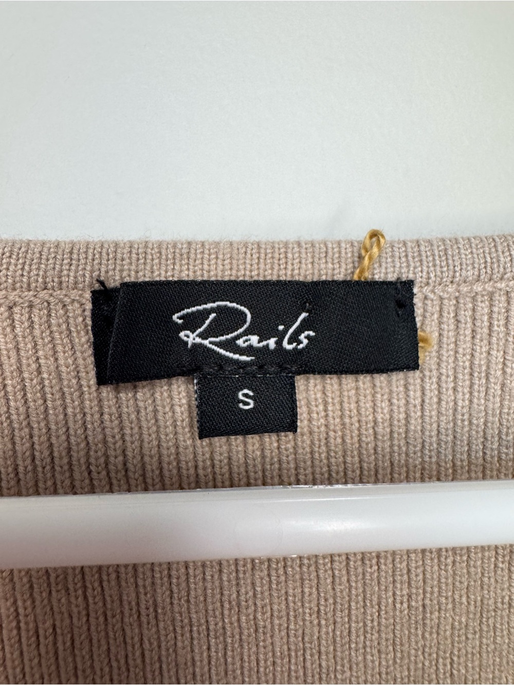 RAILS Hollyn V-Neck Sweater in Heather Oatmeal S - Picture 8 of 10